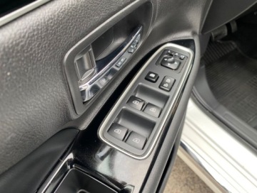 Mitsubishi Outlander III SUV PHEV Facelifting 2020 2.4 PHEV 224KM 2021 Mitsubishi Outlander HYBRYDA PHEV AUTOMAT NAWIGACJA LEDY KAMERA SKORY 4X4, zdjęcie 11