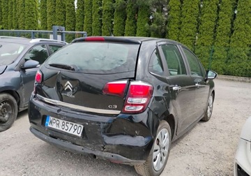 Citroen C3 II 2014 Citroen C3 2014r, 1.2 Benzyna. Lekko uszkodzony tyl. Jezdzi. 1.2 Benzyna, zdjęcie 3