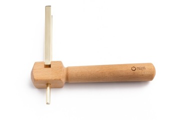 Деревянный держатель для камертонов.