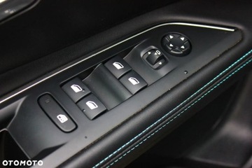 Peugeot 5008 II Crossover Facelifting 1.5 BlueHDi 130KM 2022 Peugeot 5008 Peugeot 5008 1.5 BlueHDI Allure SampS EAT8 1.5 Diesel 130KM, zdjęcie 31