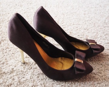 ЖЕНСКИЕ НАСОСЫ STREET FEET Р. 38