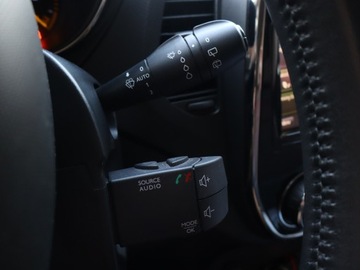 Renault Captur I Crossover 0.9 Energy TCe 90KM 2015 Renault Captur 0.9 TCe, Salon Polska, Navi, Klima, zdjęcie 17