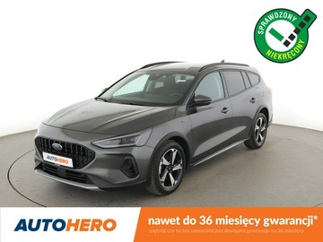 Ford Focus IV Kombi Facelifting 1.0 EcoBoost MHEV 155KM 2022 Ford Focus automat mHEV full LED virtual cocpit