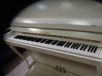 Pianino marki FAZER stan idealny