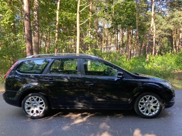 Ford Focus II Focus C-Max 1.6 i 16V Ti-VCT 115KM 2009 Ford Focus Ford Focus 1.6 Kombi Klimatyzacja KeyLess 1.6 Benzyna 116KM, zdjęcie 3