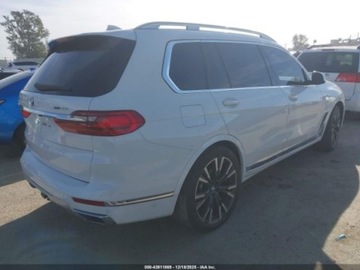 BMW X7 2019 BMW X7 2019 BMW X7 XDRIVE50I 4.4 Benzyna 456KM, zdjęcie 4