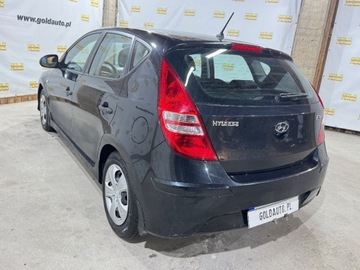 Hyundai i30 I Hatchback 1.4 109KM 2010 Hyundai i30 LIFT 1.4 109KM Klima Sprawdz 1.4 Benzyna 109KM, zdjęcie 9
