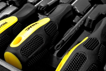 Набор инструментов битов из инструментов Queys Suitcase 246 CRV Элементы