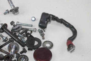 КОМПЛЕКТ БОЛТОВ HONDA VT 600 SHADOW PC21