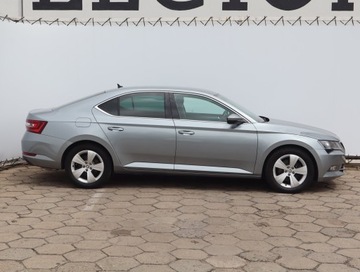 Skoda Superb III Liftback Facelifting 1.5 TSI 150KM 2019 Skoda Superb 1.5 TSI, Salon Polska, Xenon, zdjęcie 5
