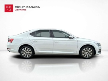 Skoda Superb III Liftback Facelifting 2.0 TSI 190KM 2022 Skoda Superb SalonPL 190KM DSG Style Kessy El.Klapa Podgrz.fot Czujniki Ka, zdjęcie 33