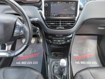 Peugeot 2008 I SUV Facelifting 1.6 BlueHDi 120KM 2018 Peugeot 2008 GT-Line Navi Klimatronik Sensor Elektryka PDC Alu 1.6 Diesel, zdjęcie 18