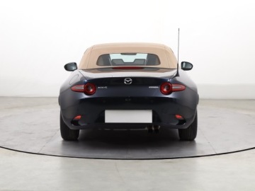 Mazda MX-5 IV Soft Top Facelifting 2023 1.5 SKY-G 132KM 2024 Mazda MX-5 1.5 Skyactiv G, Salon Polska, zdjęcie 24