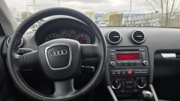 Audi A3 8P Hatchback 3d 1.4 TFSI 125KM 2008 Audi A3 3-drzwiowe climatronic zarejestrowane, zdjęcie 8