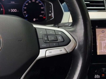 Volkswagen Passat B8 Variant Facelifting 2.0 TDI SCR 200KM 2023 Volkswagen Passat 2.0TDI 200KM Elegance DSG SerwisASO Acc Navi Matrix Virt, zdjęcie 18