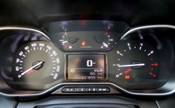 Citroen C3 Aircross  I Crossover Facelifting 1.2 PureTech 110KM 2023 Citroen C3 Aircross 1.2 PureTech Shine SS Manual 110KM SalonPL Gwarancj, zdjęcie 17