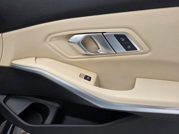 BMW Seria 3 G20-G21 Limuzyna 2.0 330i 258KM 2019 BMW 3 330i 2.0l benzyna 258KM Przebieg: 41,445km Wyjątkowo zadbany G20, zdjęcie 37