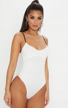 J82 PrettyLittleThing białe body gładkie 36