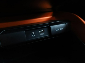 Kia Stonic I Crossover 1.0 T-GDI 120KM 2017 Kia Stonic Niski przebieg Historia serwisowa Navi, zdjęcie 27