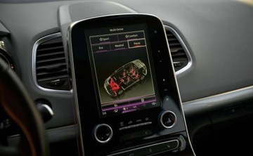 Renault Espace V Van 1.6 Energy dCi 160KM 2015 Renault Espace Renault Espace 1.6 dCi Energy Zen EDC 1.6 Diesel 160KM, zdjęcie 24