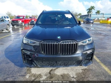 BMW X7 2021 BMW X7 M50I 2021 4.4l 4.4 Benzyna 523KM, zdjęcie 4