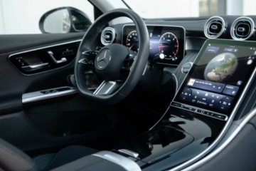 Mercedes GLC C254/X254 Coupe 2.0 220d 197KM 2024 Mercedes-Benz GLC 220D 4Matic AMG Salon PL Autotrade Mercedes-Benz, zdjęcie 25