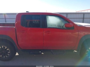 Nissan 2022 Nissan Frontier Pro-4X 2022 3.8 Benzyna 310KM, zdjęcie 6