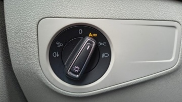 Volkswagen Tiguan II SUV Facelifting 2.0 TDI 200KM 2022 Volkswagen Tiguan Elegance 2.0TDI 200KM 4X4 ACC Pa, zdjęcie 32