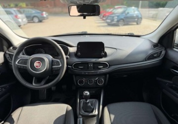 Fiat Tipo II Hatchback Facelifting 1.4 Fire 95KM 2021 Fiat Tipo Fiat Tipo 1.4 16v Mirror 1.4 Benzyna 95KM, zdjęcie 9