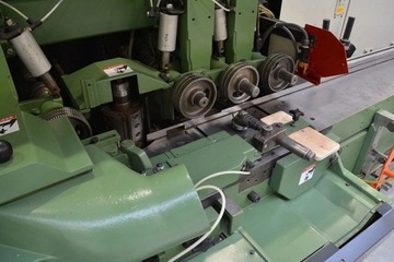 WEINIG UNIMAT 23 ЧЕТЫРЕХСТОРОННИЙ СТРОГАТЕЛЬНЫЙ СТАНОК С 8 ГОЛОВКАМИ