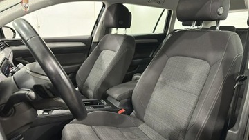 Volkswagen Passat B8 Variant Facelifting 2.0 TSI 190KM 2021 Volkswagen Passat 2.0 TSI Business DSG Kombi, zdjęcie 15