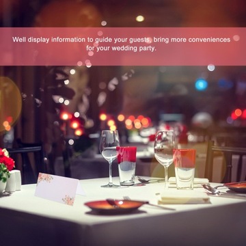 Пустой стол, флажки, именные карточки, свадебный подарок