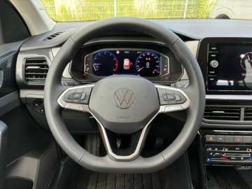 Volkswagen T-Cross SUV Facelifting 1.0 TSI 95KM 2026 Volkswagen T-Cross Life Plus 1.0 TSI 95 KM manualn, zdjęcie 12