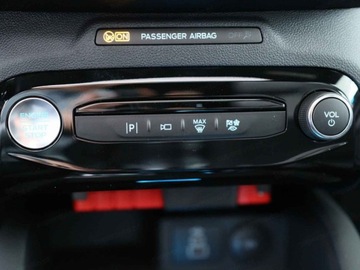 Ford Kuga III 2025 Od ręki - Sound Edition FWD 2.5 FHEV eCVT 180KM / Pakiet Winter, zdjęcie 9