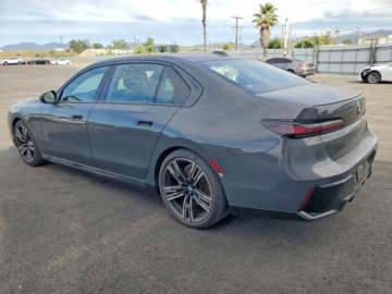 BMW Seria 7 G70 2023 BMW Seria 7 740i 2023 3.0 Benzyna 375KM, zdjęcie 1