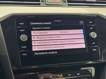 Volkswagen Passat B8 GTE Variant Facelifting 1.4 TSI Plug-In-Hybrid 218KM 2022 Volkswagen Passat GTE / 1 właściciel / Salon Polsk, zdjęcie 28