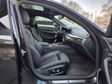 BMW Seria 5 G30-G31 Limuzyna 530i 252KM 2020 BMW 5 530i 2,0l 252KM Niski przebieg: 109,498km Dokumentacja pochodzenia, zdjęcie 34