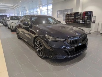 BMW Seria 5 G90-91 2026 540d xDrive M Sport 3.0 (303 KM)| Hak holowniczy, elektryczny, zdjęcie 6