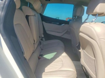 Maserati Levante 3.0 V6 GDI 350KM 2019 Maserati Levante 2019 MASERATI LEVANTE 3.0 Benzyna 350KM, zdjęcie 10