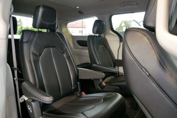 Chrysler Pacifica II 2023 Chrysler Pacifica TouringL Polift Pentastar 3.6L V6 7os. 291KM Radar Cam36, zdjęcie 12
