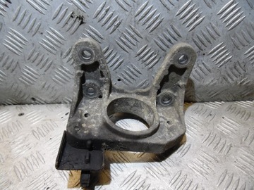 PODPORA PÓŁOSI OPEL VIVARO 8200003831-J
