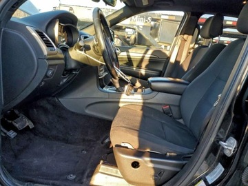 Jeep Cherokee V 2017 Jeep Cherokee 2017 JEEP GRAND CHEROKEE LAREDO 3.6 Benzyna 293KM, zdjęcie 6