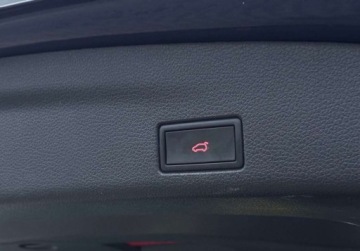 Volkswagen Sharan II Van Facelifting 1.4 TSI 150KM 2022 Volkswagen Sharan 1.4TSI 150KM DSG Highline Bixenon CarPlay FV23 SAlon PL, zdjęcie 29