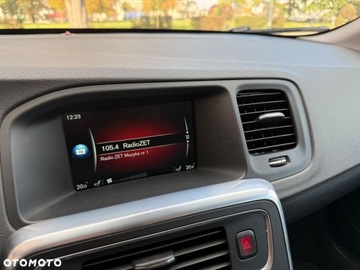 Volvo V60 I Kombi Facelifting 2.0 D4 DRIVE-E 190KM 2015 Volvo V60 Volvo V60 D4 Momentum 2.0 Diesel 190KM, zdjęcie 20