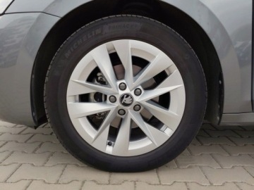 Skoda Octavia IV Liftback 1.5 TSI EVO 150KM 2024 Skoda Octavia 1.5TSI M-HEV 150KM Selection SalonPL ASO Virtual Matrix Kess, zdjęcie 35