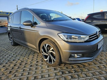 Volkswagen Touran III 1.6 TDI 110KM 2015 Volkswagen Touran 1,6 diesel 110KM panorama navi, zdjęcie 1