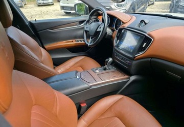 Maserati Ghibli III Sedan 3.0 V6 410KM 2018 Maserati Ghibli Maserati Ghibli 3.0 Benzyna 410KM, zdjęcie 6
