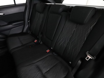 Mitsubishi Eclipse Cross SUV 1.5 T 163KM 2018 Mitsubishi Eclipse Cross grzane fotele kamera, zdjęcie 16
