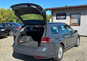 Volkswagen Passat B8 Variant Facelifting 1.5 TSI EVO 150KM 2020 Volkswagen Passat Polski salon I wlasciciel serwis ASO 1.5 Benzyna, zdjęcie 23