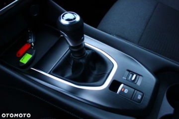 Nissan Qashqai III Crossover 1.3 DIG-T MHEV 140KM 2022 Nissan Qashqai Nissan Qashqai 1.3 DIG-T N-Connecta EU6d 1.3 Benzyna 140KM, zdjęcie 29